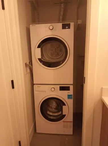 515 Chatham St #412 - Photo 6 of 8