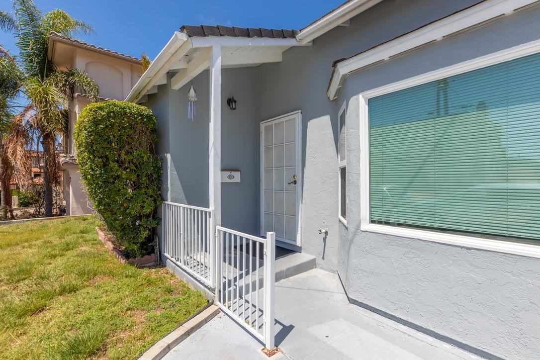 4804 Iroquois Ave - Photo 5 of 20