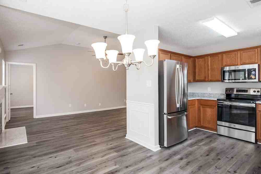 11518 Larix Dr - Photo 7 of 16