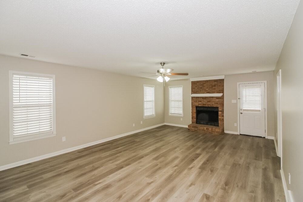 6931 Hillshire Dr - Photo 5 of 17