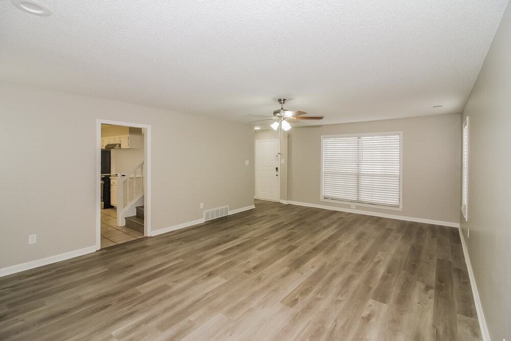 6931 Hillshire Dr - Photo 6 of 17