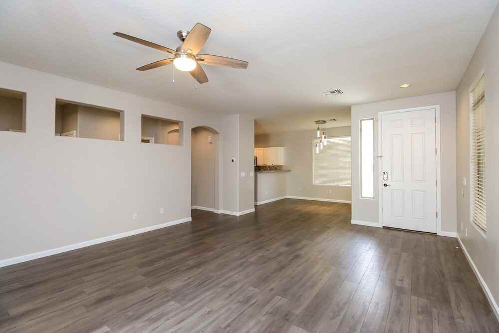 1990 E Browning Pl - Photo 4 of 16