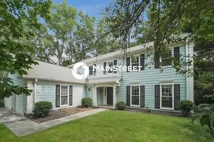 1913 Dembrigh Ln - Photo 2 of 17