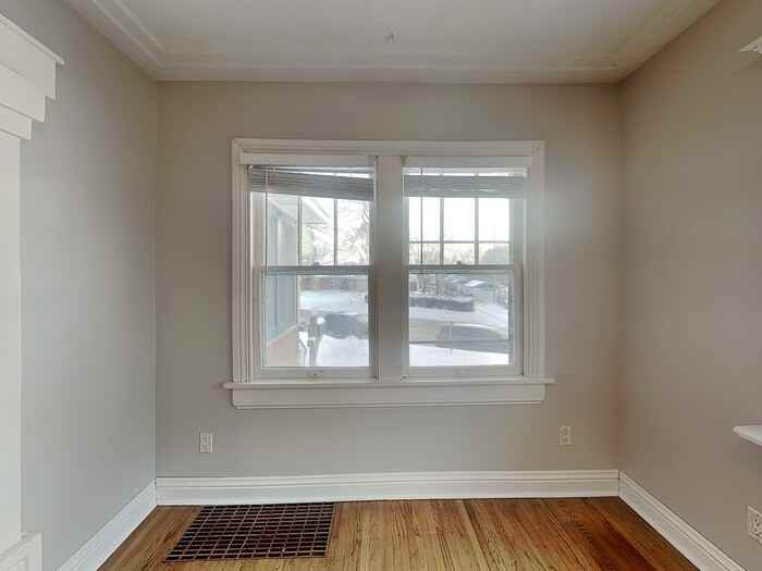 3610 Oakdale Ave N - Photo 7 of 22