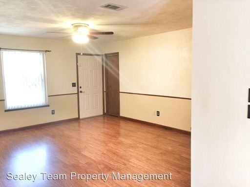 3688 Woodhill Dr - Photo 2 of 10