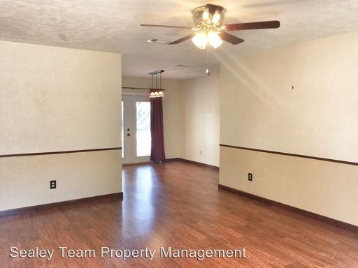 3688 Woodhill Dr - Photo 3 of 10