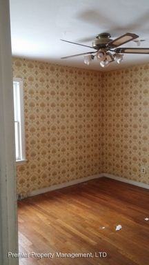 1126 Sunset Rd - Photo 3 of 8