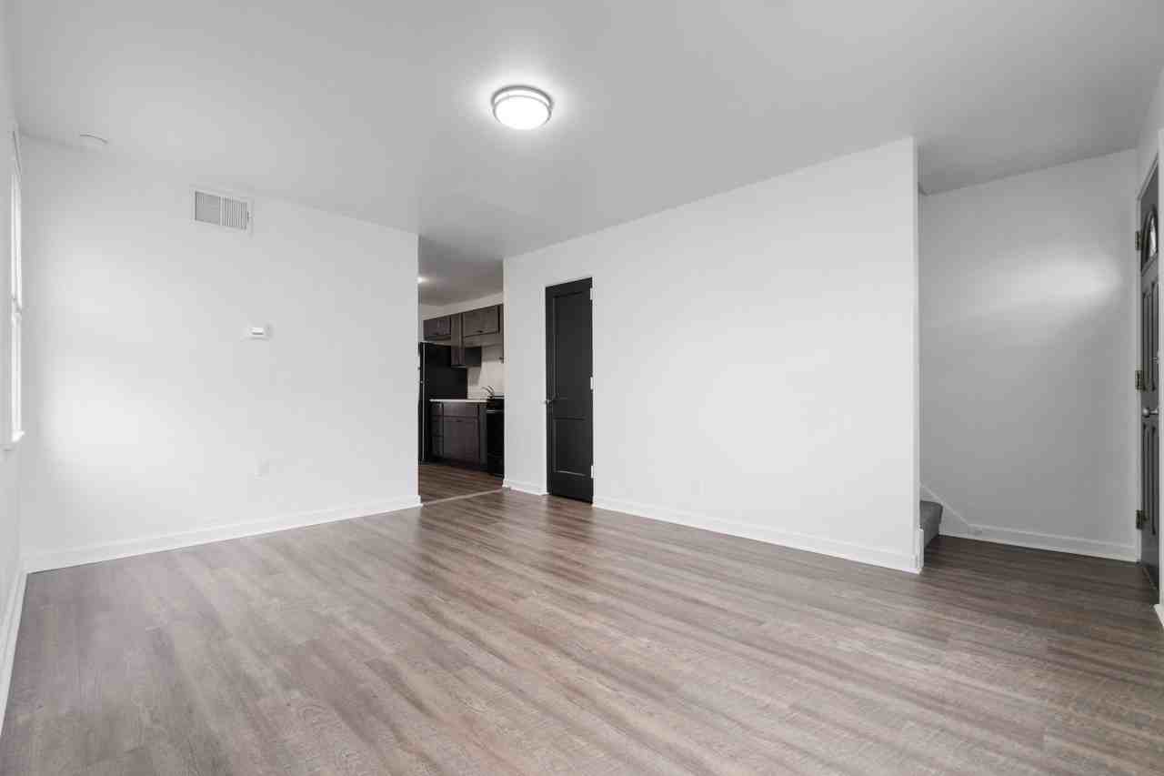 6 6 Midland Heights Circle - Photo 5 of 21