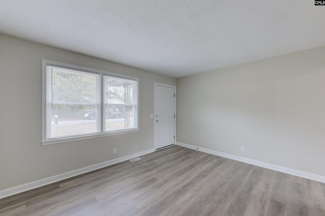 3612 Anwood Dr - Photo 6 of 19