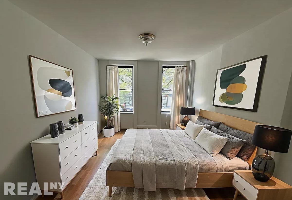 10th Avenue #2N - Photo 2 of 6