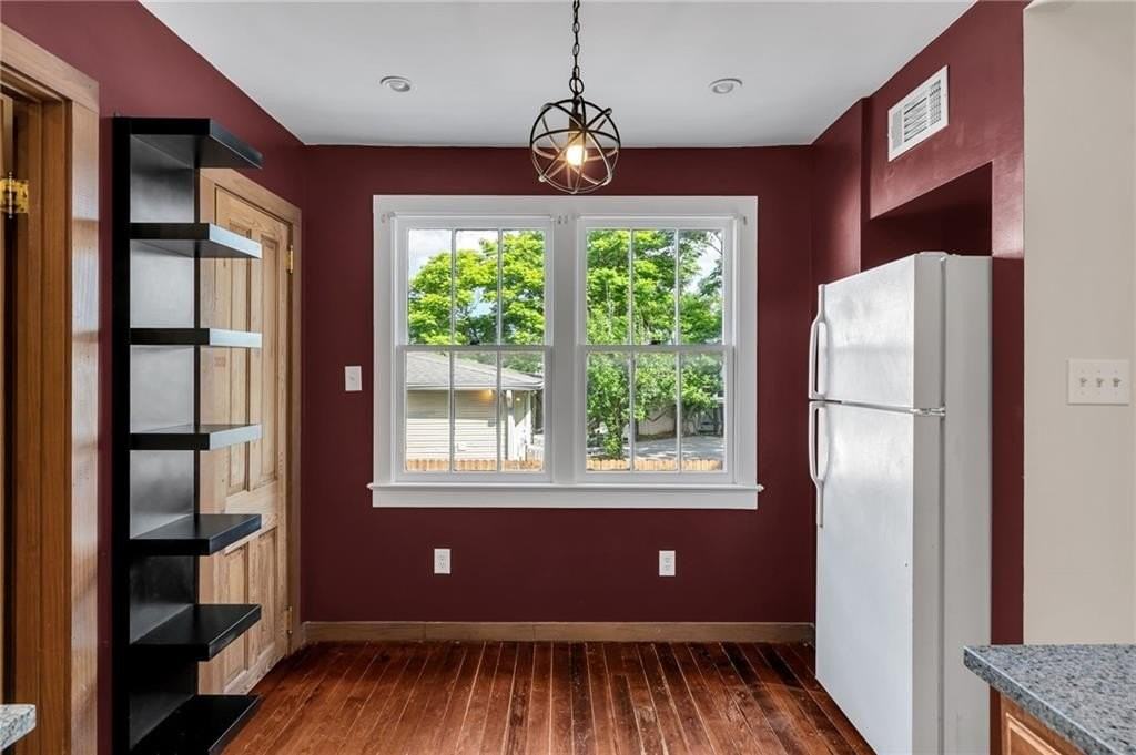 7010 Pritchard Pl - Photo 6 of 21