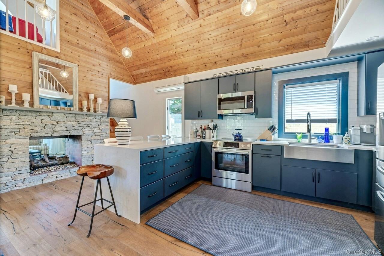 25 Miami Ave - Photo 6 of 37