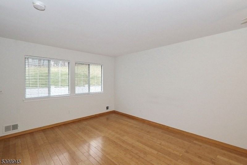 21 Parkside Rd - Photo 6 of 17