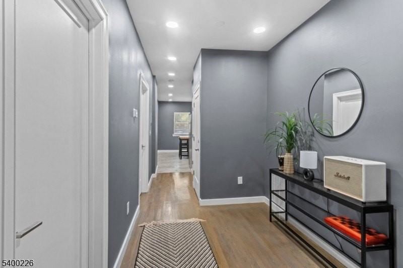 110 Park Ave - Photo 2 of 18