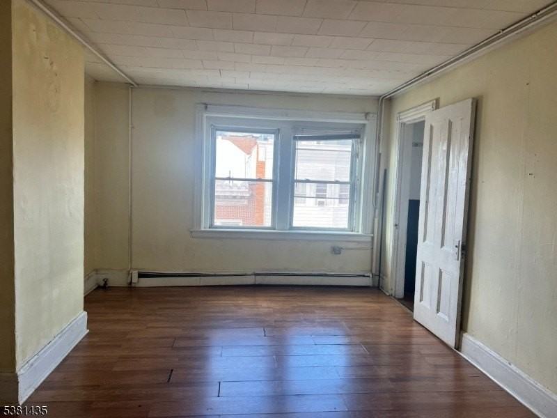 416 E Main St #3W - Photo 5 of 8