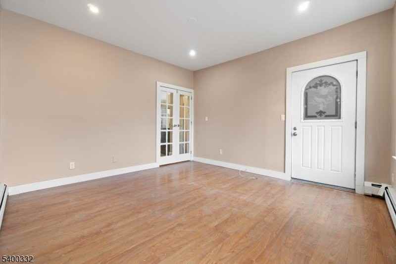 288 N 6th St - Photo 3 of 16