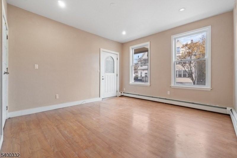 288 N 6th St - Photo 4 of 16