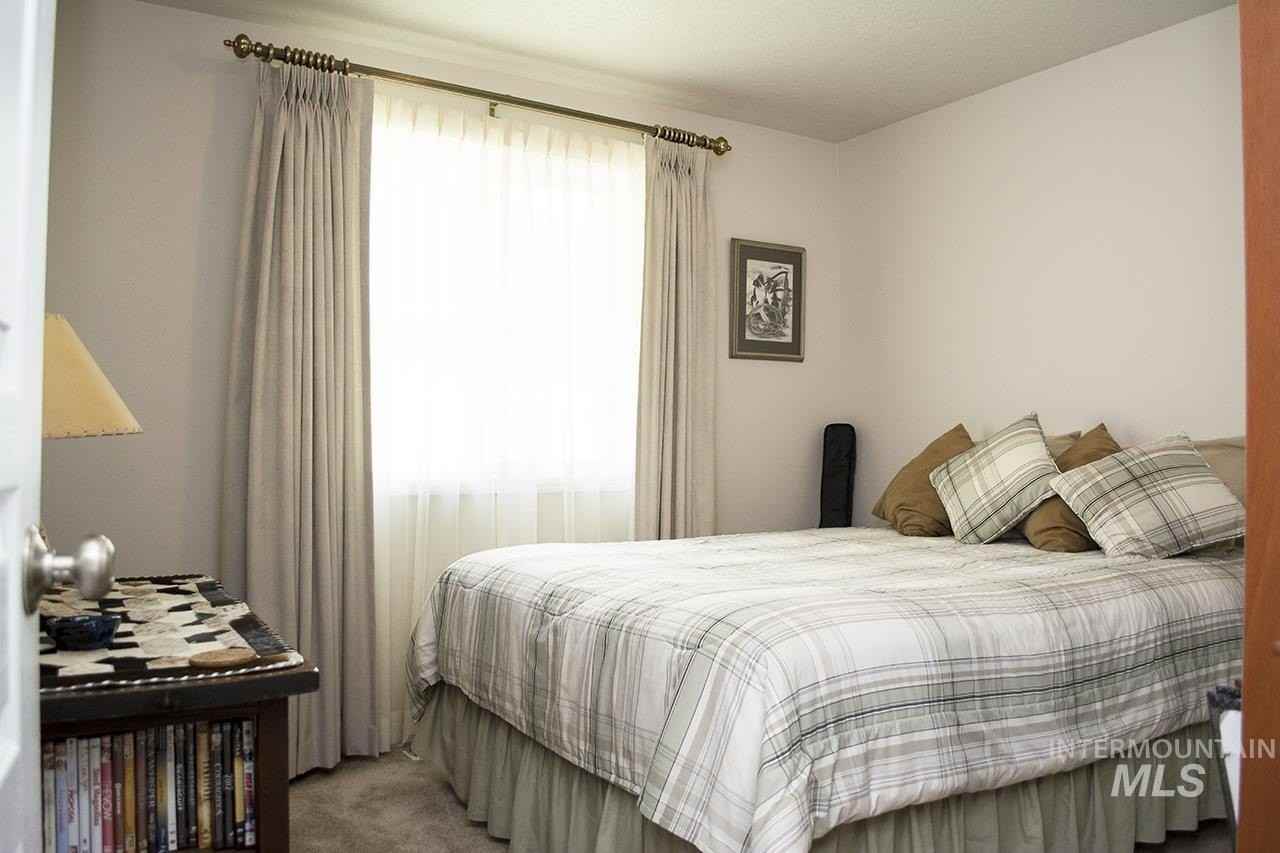 1520 Pilot St - Photo 6 of 26