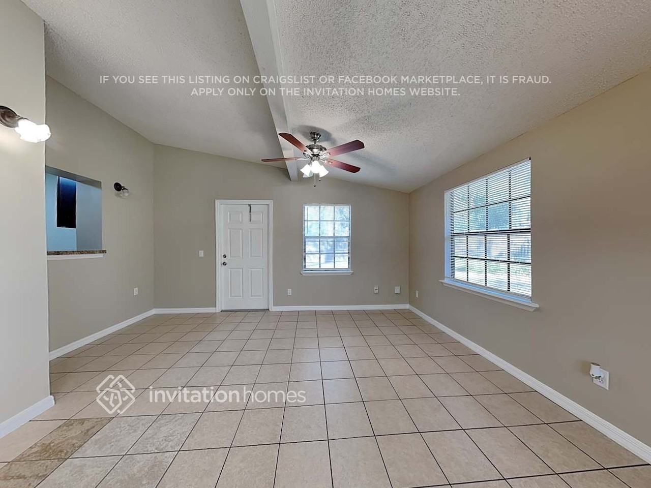 104 Ramblewood Dr - Photo 3 of 17