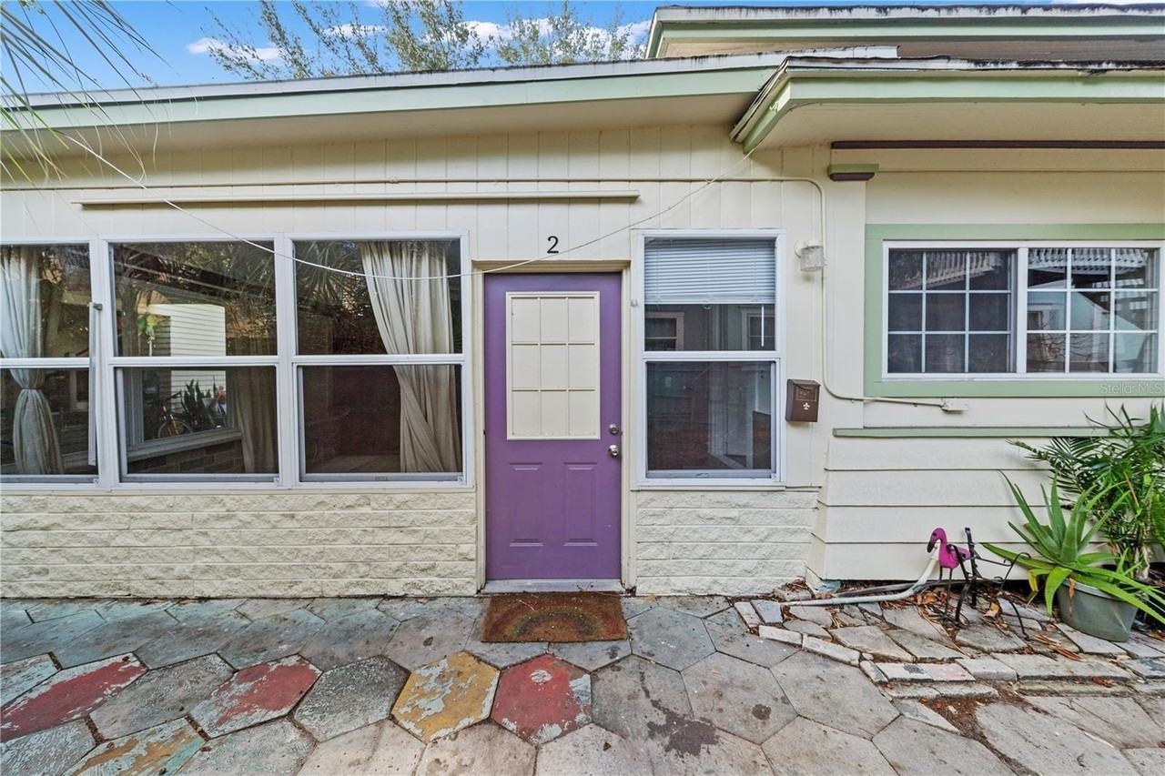 708 Grove St N - Photo 2 of 13