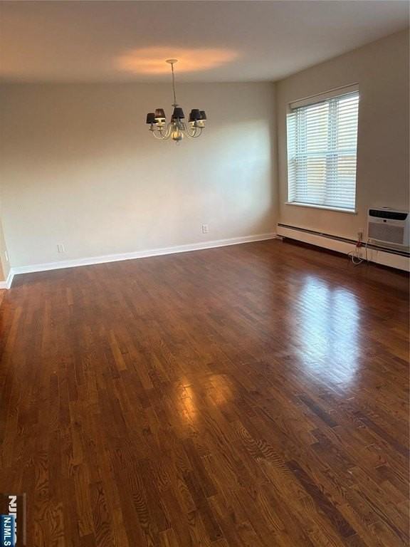 275 Hoym Street - Photo 5 of 18