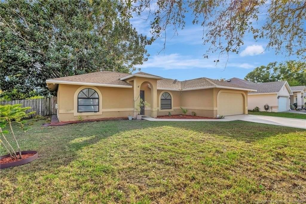 252 Nw Lincoln Ave - Photo 2 of 33