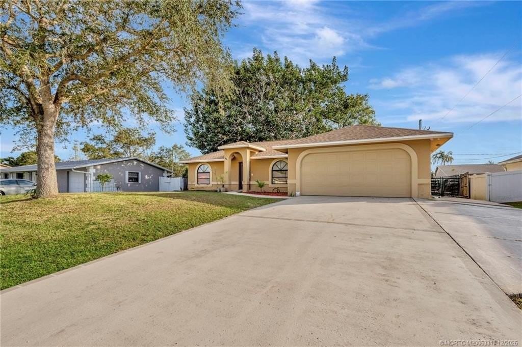 252 Nw Lincoln Ave - Photo 3 of 33