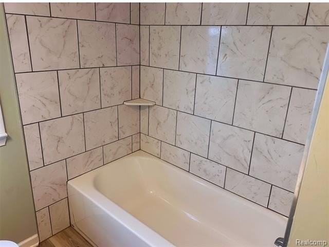 110 Hamata Ave - Photo 7 of 21