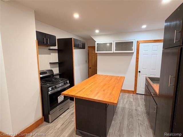 10008 Manor St - Photo 6 of 20