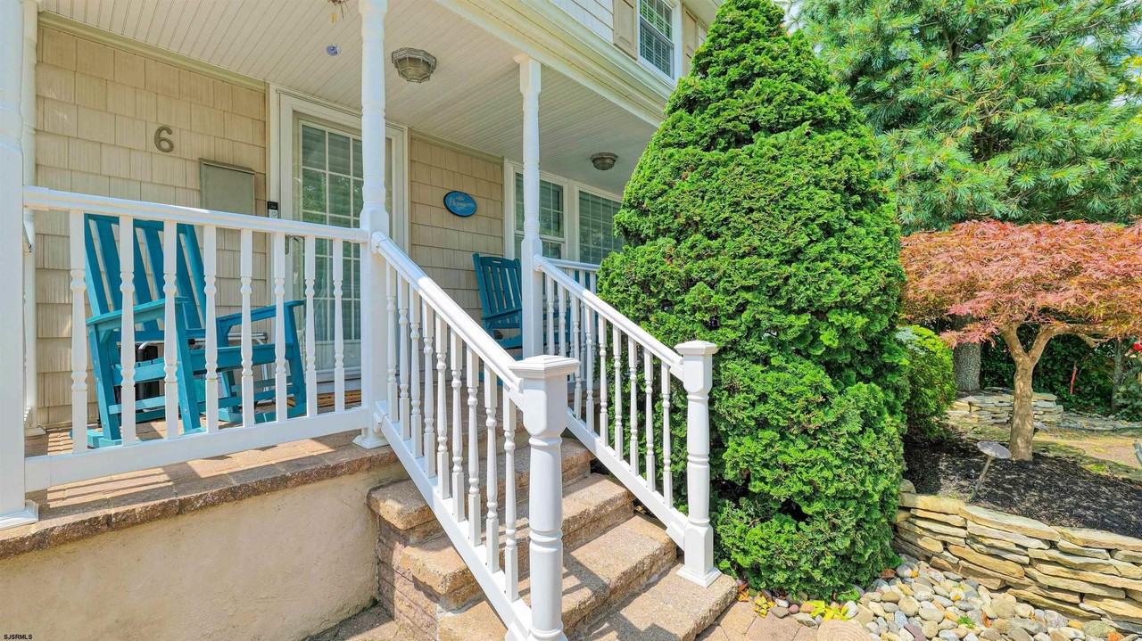 6 N Lancaster Ave - Photo 3 of 33