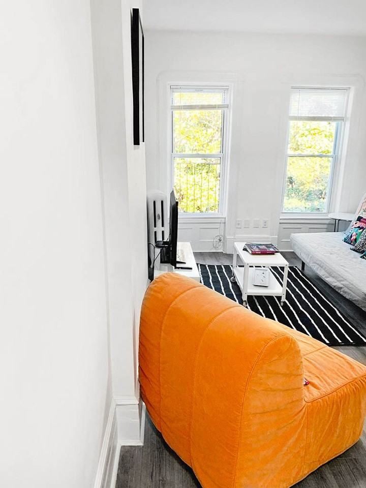 206 W 138th St #1032041P - Photo 6 of 28