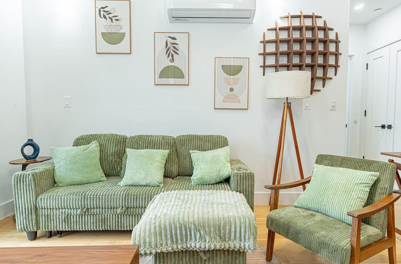 1293 Decatur St #1359083P - Photo 5 of 36