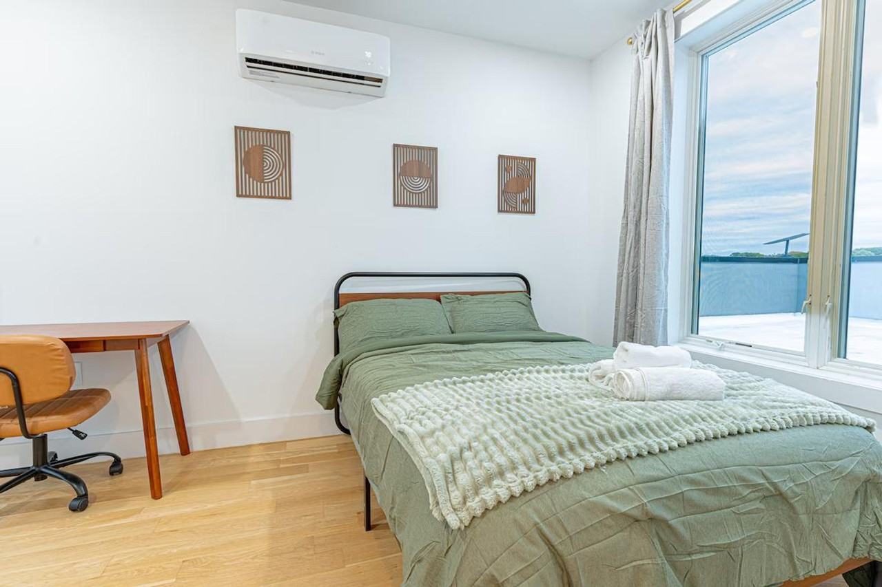 1293 Decatur St #1359083P - Photo 6 of 36