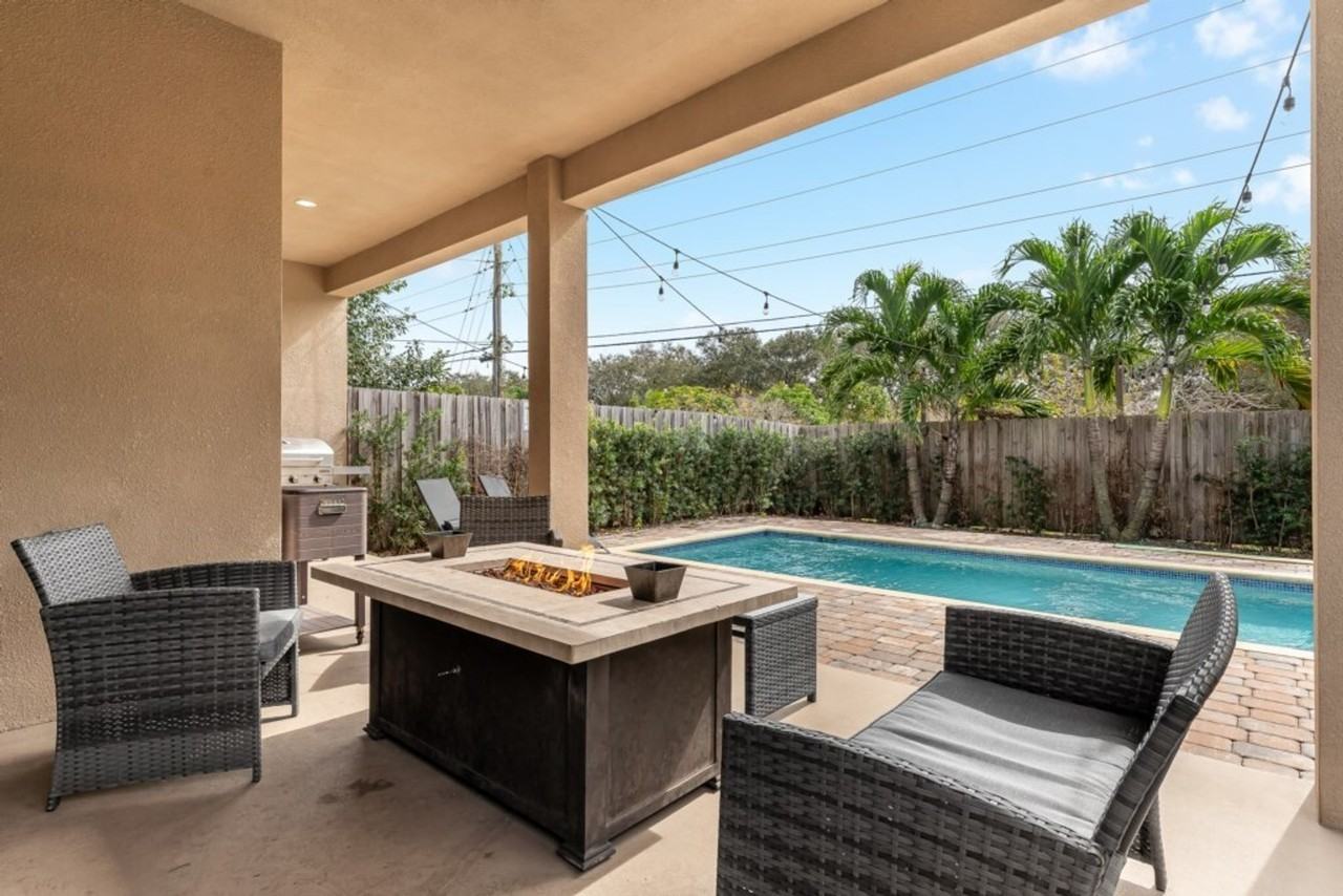 828 Sw 14th Ct #1287062P - Photo 6 of 48