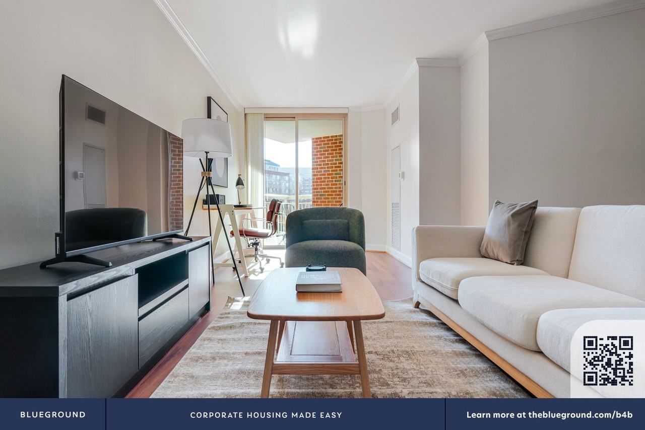 3900 Fairfax Dr #1223 - Photo 6 of 28