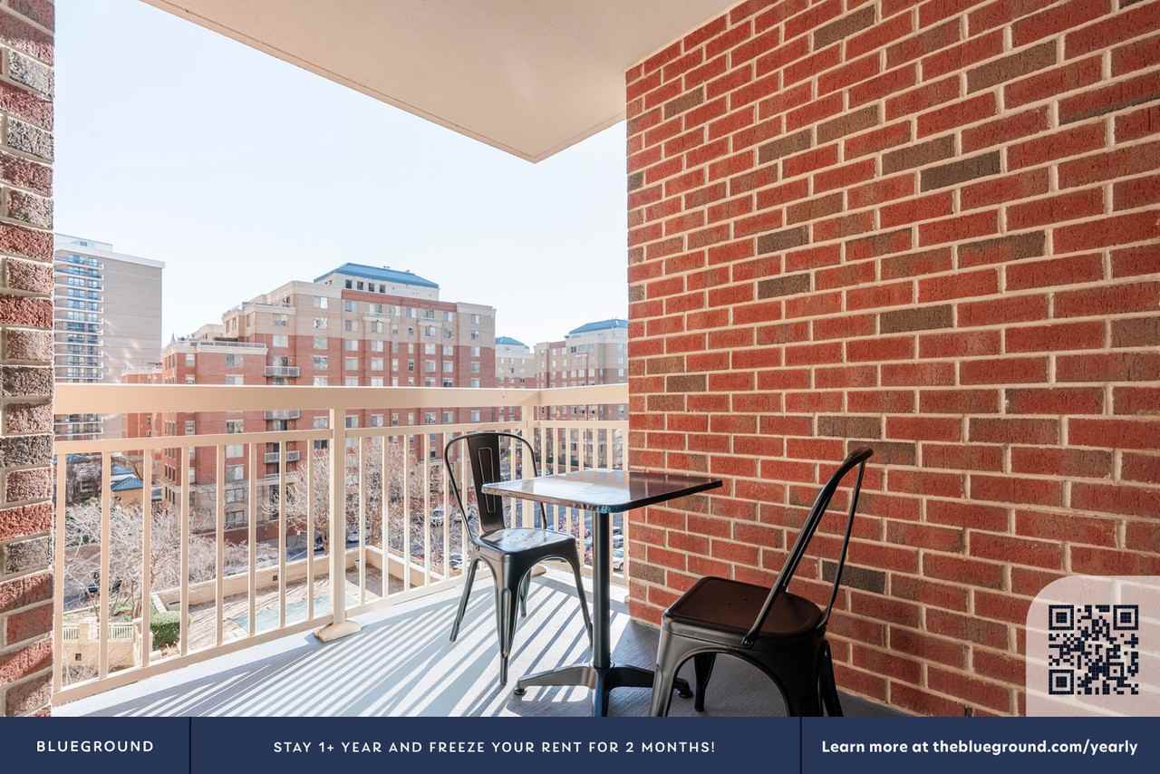 3900 Fairfax Dr #1223 - Photo 7 of 37