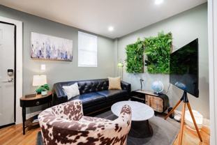 1638 North Western Avenue - Photo 1 of 1