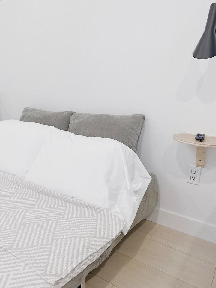 854 W 13th Ave #1284539P - Photo 7 of 17