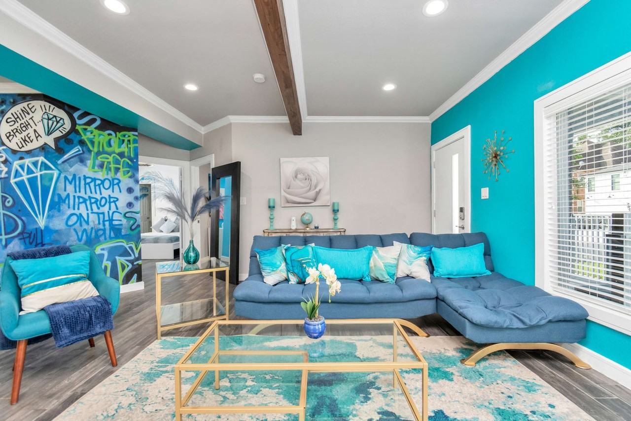 2615 Arbor St #1047947P - Photo 2 of 44