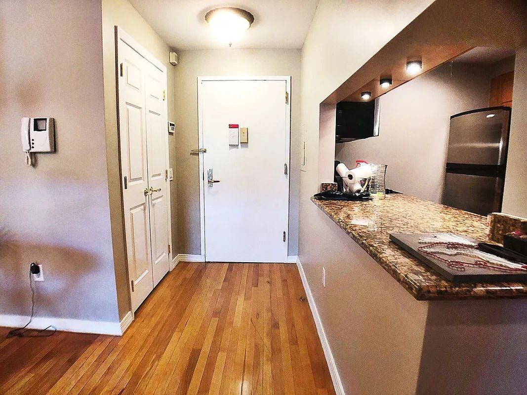 9718 Fort Hamilton Parkway #3 - Photo 4 of 18