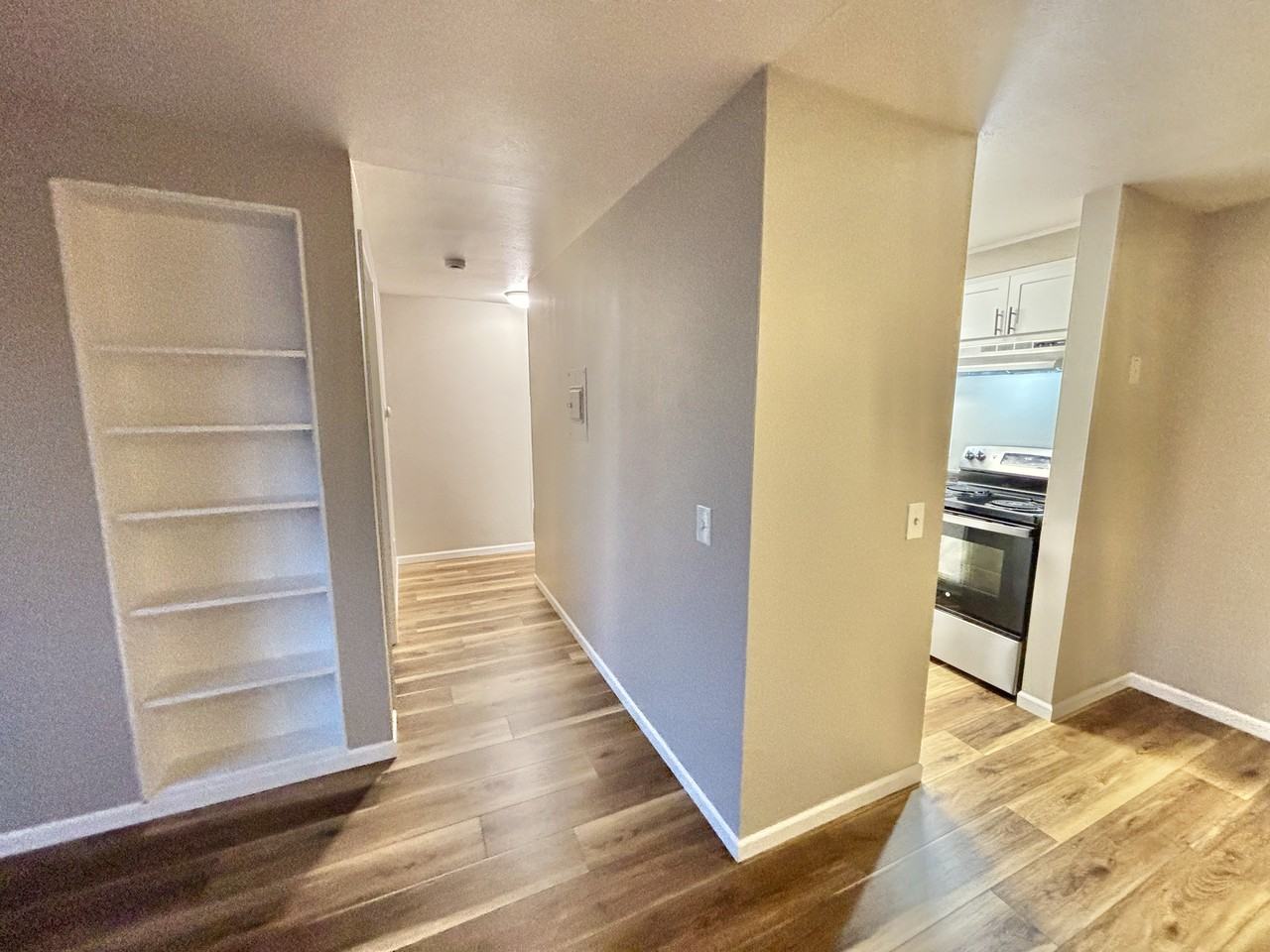 1120 Ann Street #12 - Photo 5 of 10