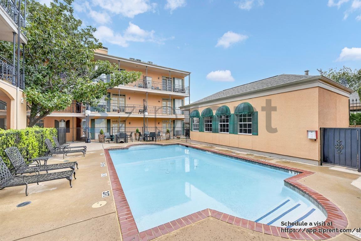 6318 Richmond Avenue #2303