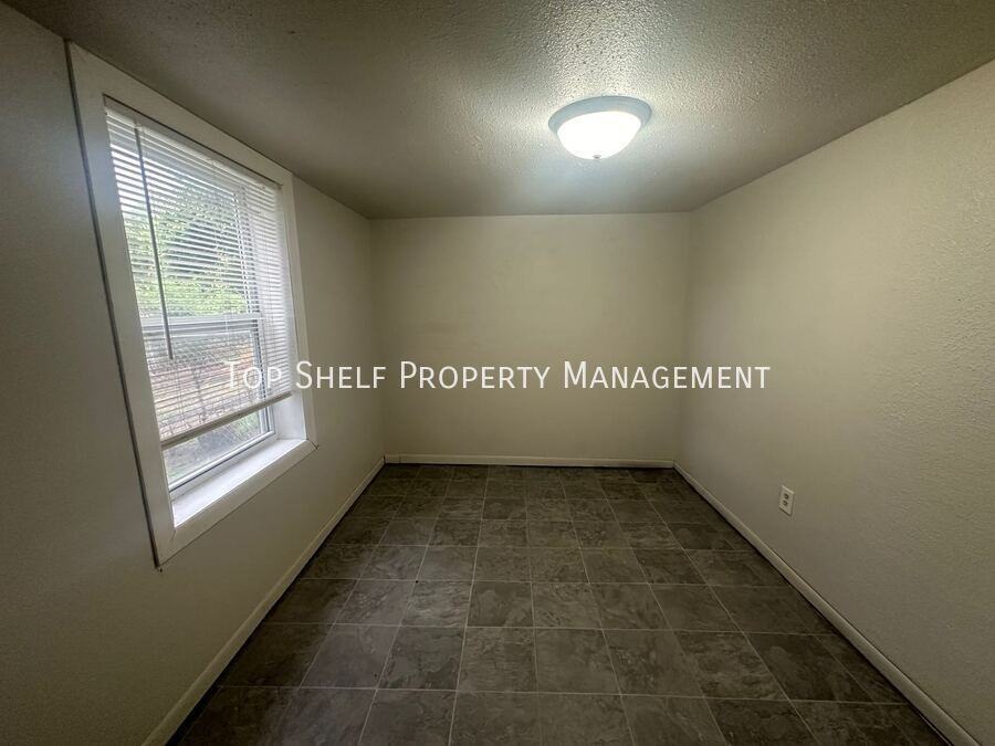 607 E Mckinley Ave - Photo 4 of 11