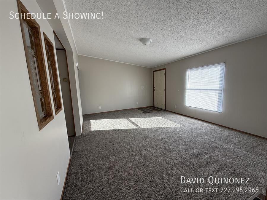 6622 Country Ln - Photo 3 of 16