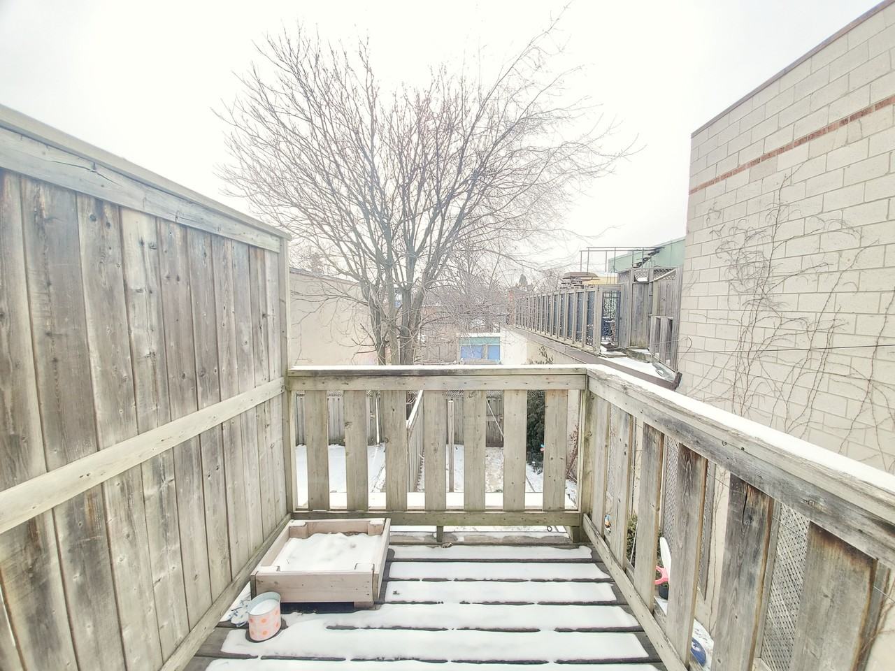 495 Dupont Street - Photo 7 of 14