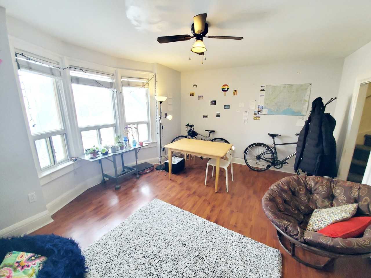 495 Dupont Street - Photo 4 of 14