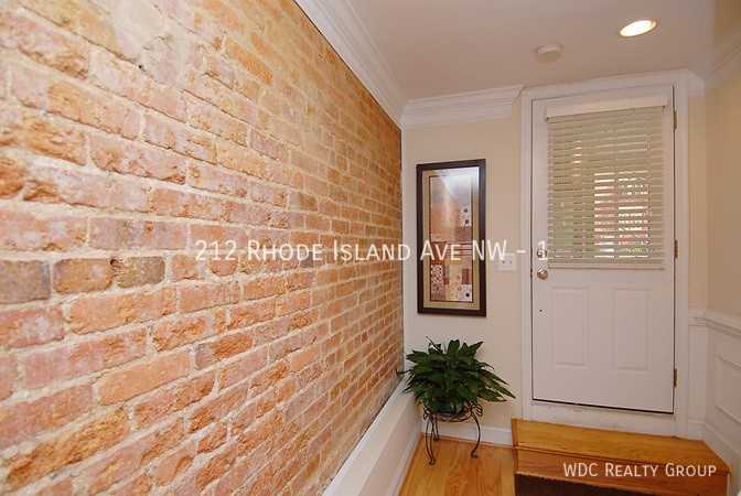 212 Rhode Island Avenue Northwest #1 - Photo 6 of 40