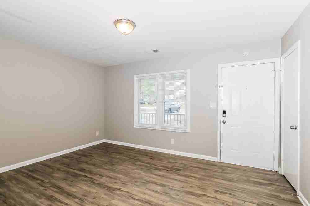 8974 Sterling Ridge Lane - Photo 4 of 16