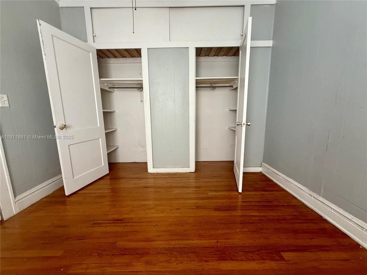 114 Antilla Ave #114-2 - Photo 3 of 6