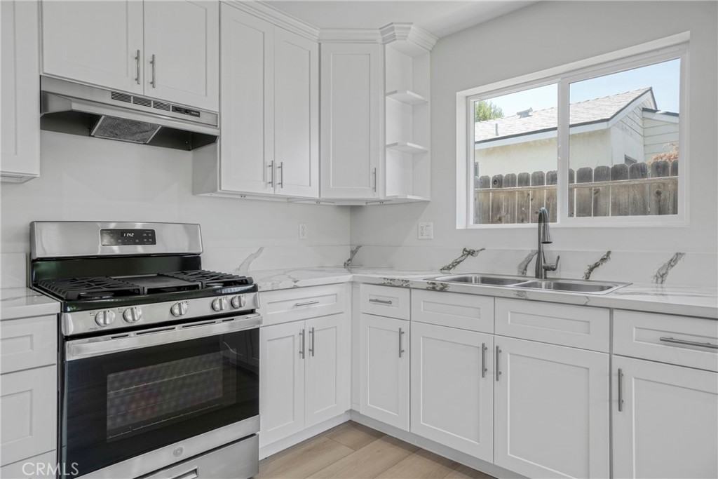 19120 Bessemer Street #19120 - Photo 4 of 5